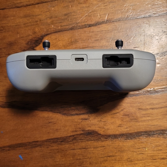 DJI MAVIC AIR 2 FLY COMBO - Picture 5 of 9